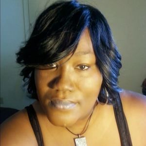 Meet your Posher, Takeisha